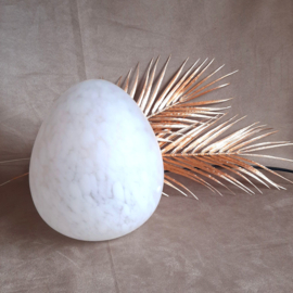 Tafellamp W.L.P. in eivorm | Vintage glazen lamp uit de jaren 80