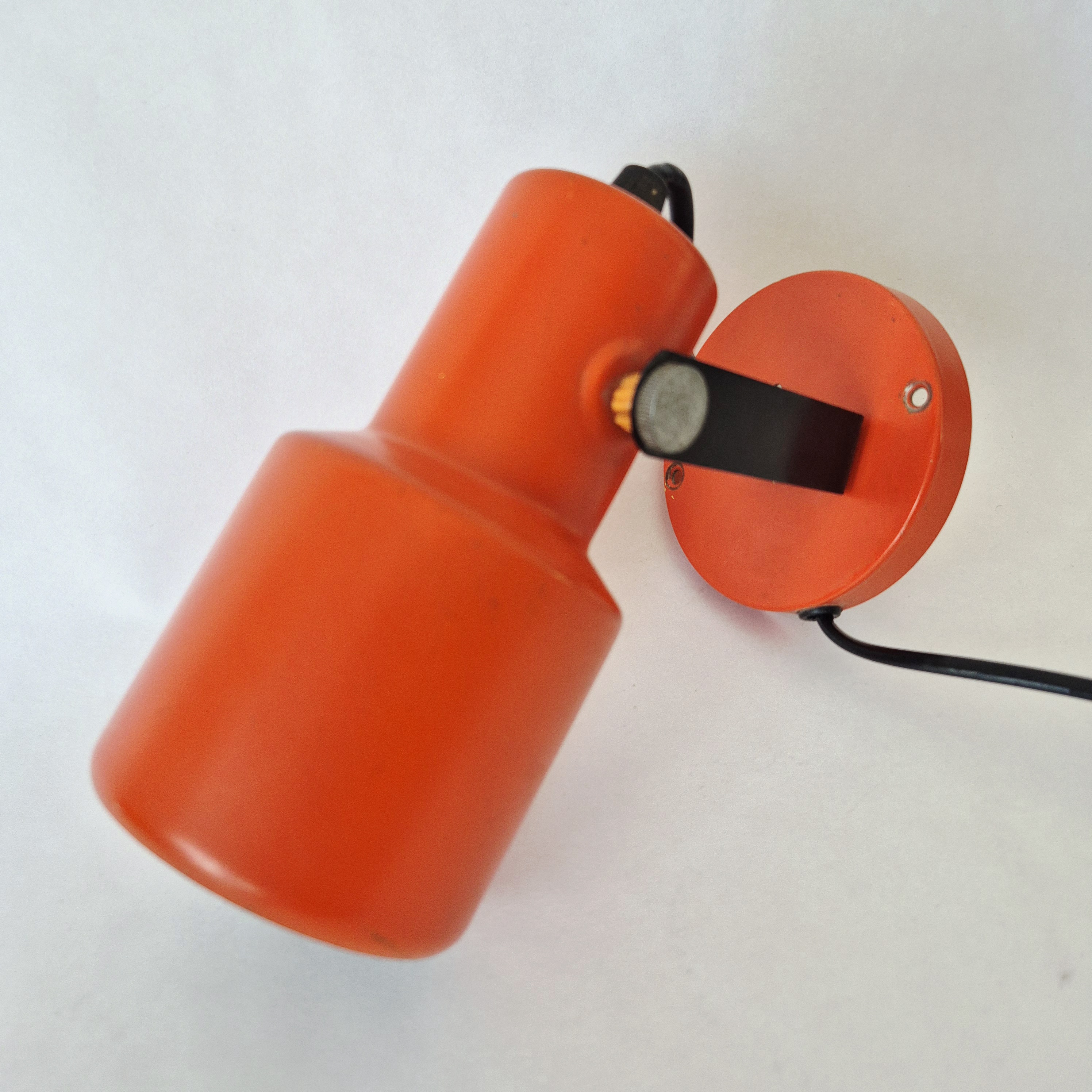 Vintage oranje spot, jaren 70 wand of plafondlamp