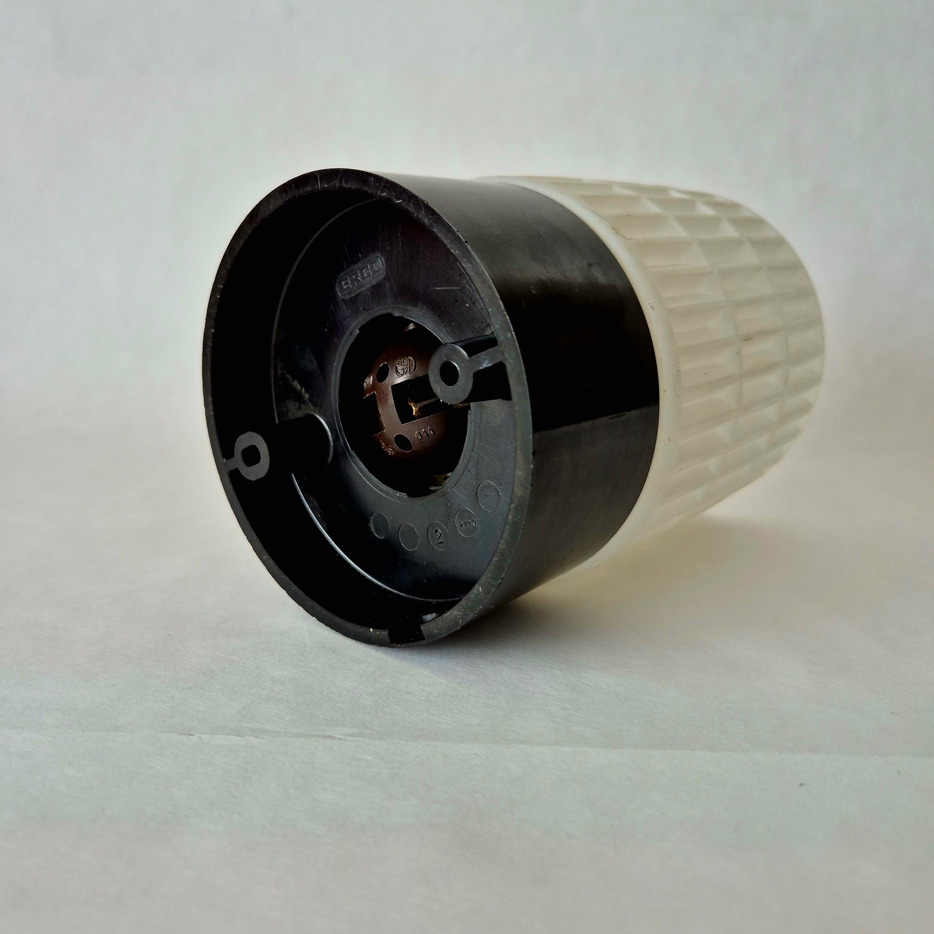 Jaren 60 plafondlamp | Schroefbol | Glazen bewerkte bol | Erco | Bakeliet