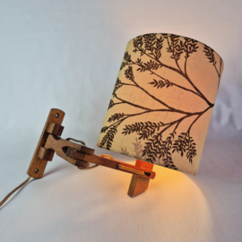Vintage houten wandlamp