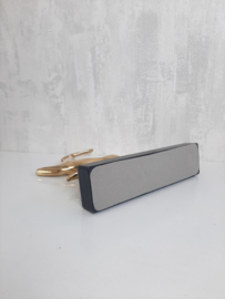 Vintage koperen beeld hert, gestileerd dier, art deco stijl