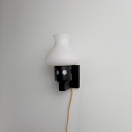 Vintage jaren 70 wandlampje | Houten lamp met glazen kapje