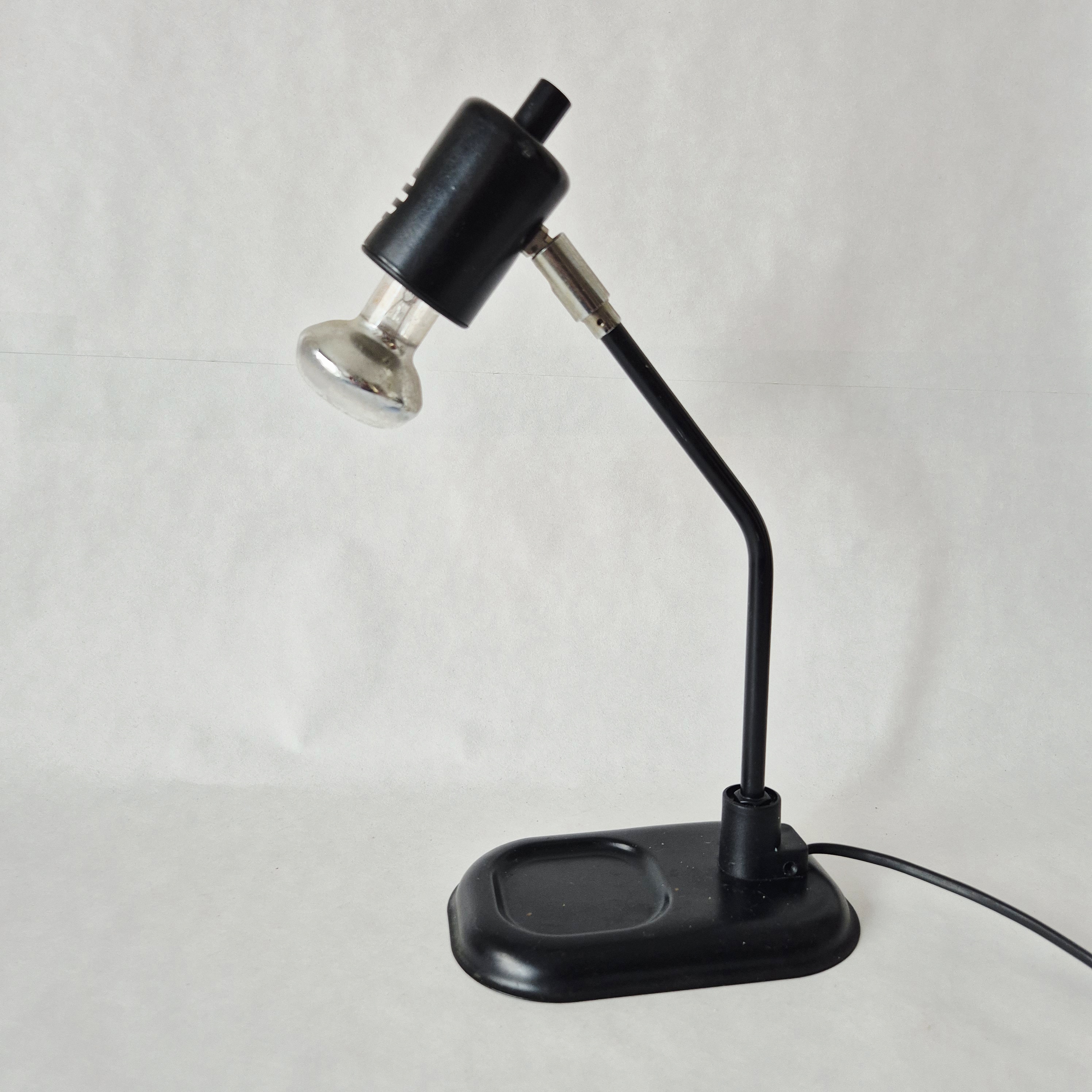 Klareco Design bureaulamp | Jaren 80  zwarte bureaulamp