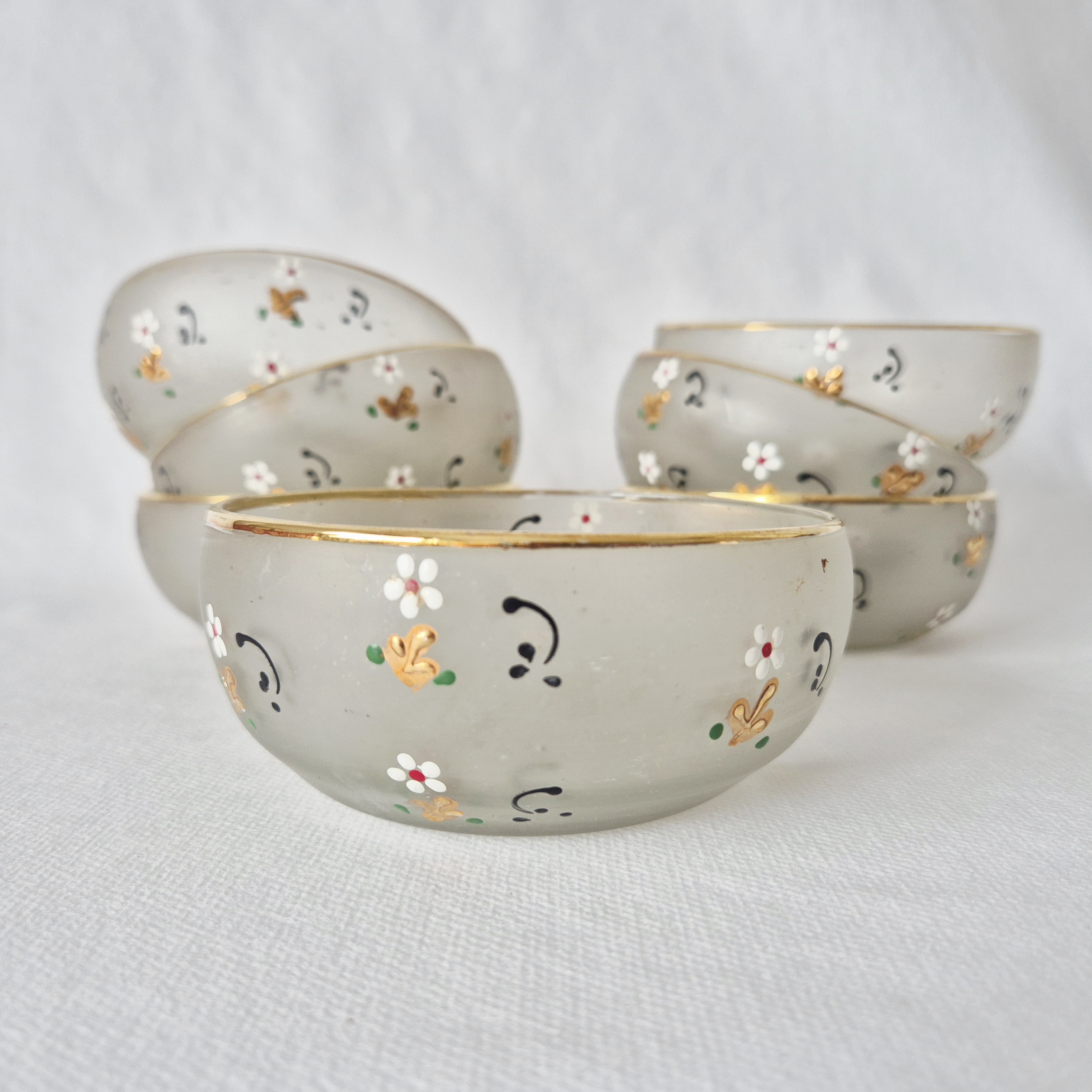 Set vintage glazen kommetjes | Set stijlvolle schaaltjes