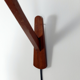Jaren 50 wandlamp | hout met glazen kapje