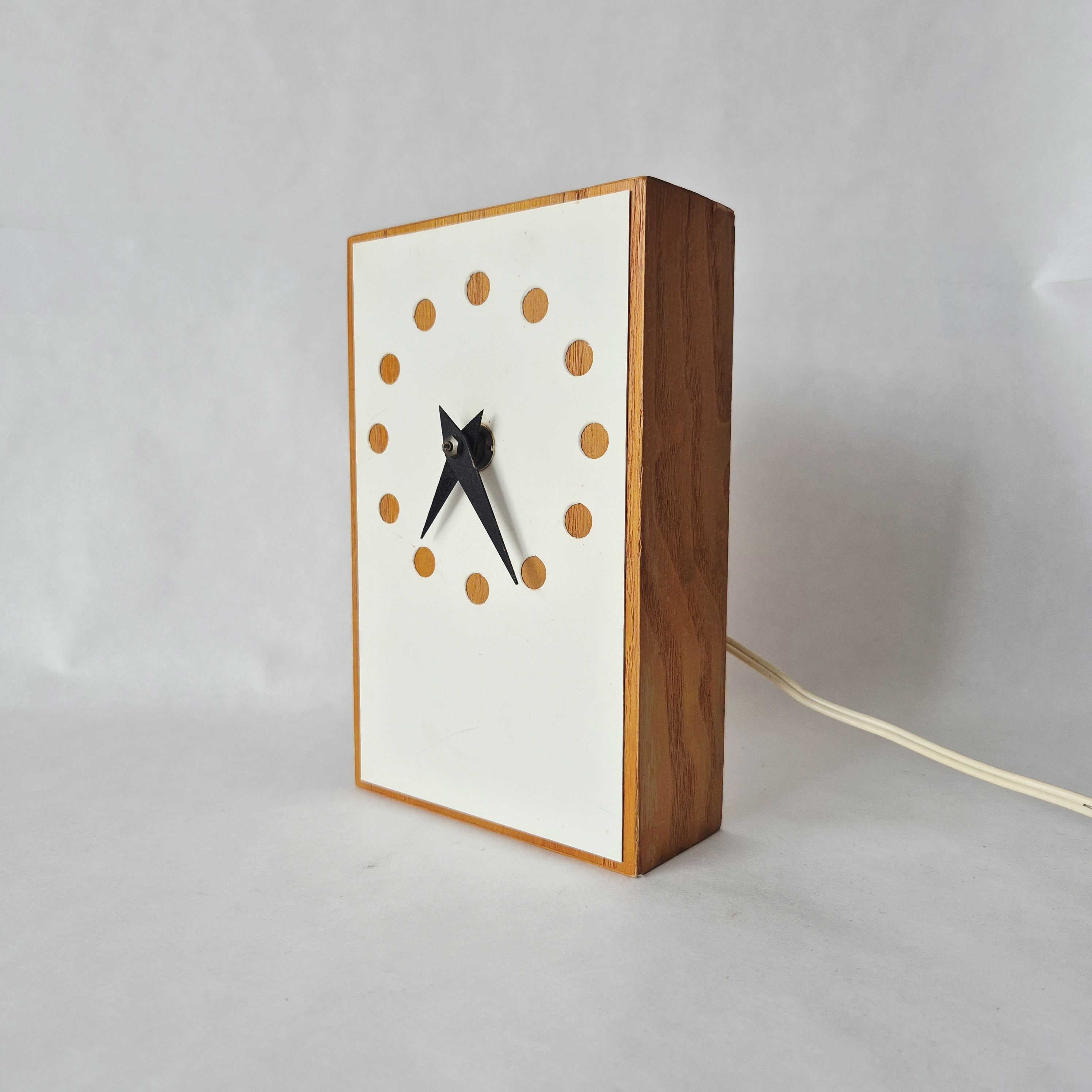 Nufa tafelklok | MCM klok | Jaren 60 klok | Midcentury modern tafelklok