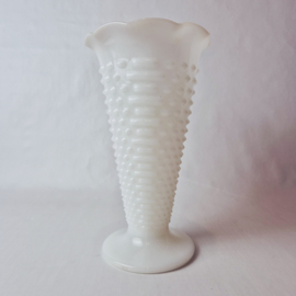 Anchor Hocking vaas | Vintage melkglazen vaas | Hobnail vaas
