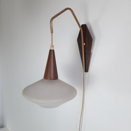 Prachtig Deens design jaren 50 wandlampje