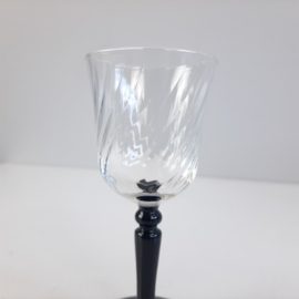 Set van 4 vintage likeurglazen | Glazen met zwarte voet en gedraaid glas | France | Jaren 20 stijl