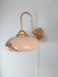 Vintage wandlamp met glazen gemarmerde kap | Glazen wandlamp