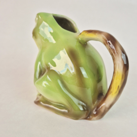 Tony Wood studio melkkan kikker | Frog Cream