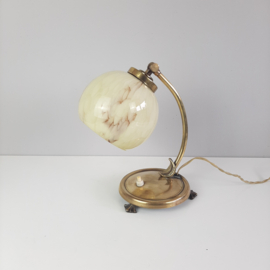 Art nouveau tafellamp met gemarmerde kap | Messing vintage tafellamp