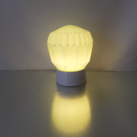 Thabur Art Deco plafondlamp in groen | Pastelgroene schroefbol