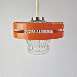 Vintage hanglamp jaren 70 oranje metaal en bewerkt glas