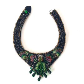 Geborduurde ketting met kralen | Vintage ketting met bloemdecor
