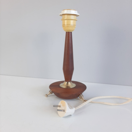 Vintage tafellamp | Jaren 60 lamp met messing en teak | Lampenvoet