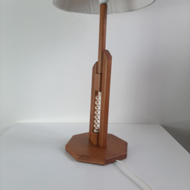 Prachtige jaren 70 houten tafellamp