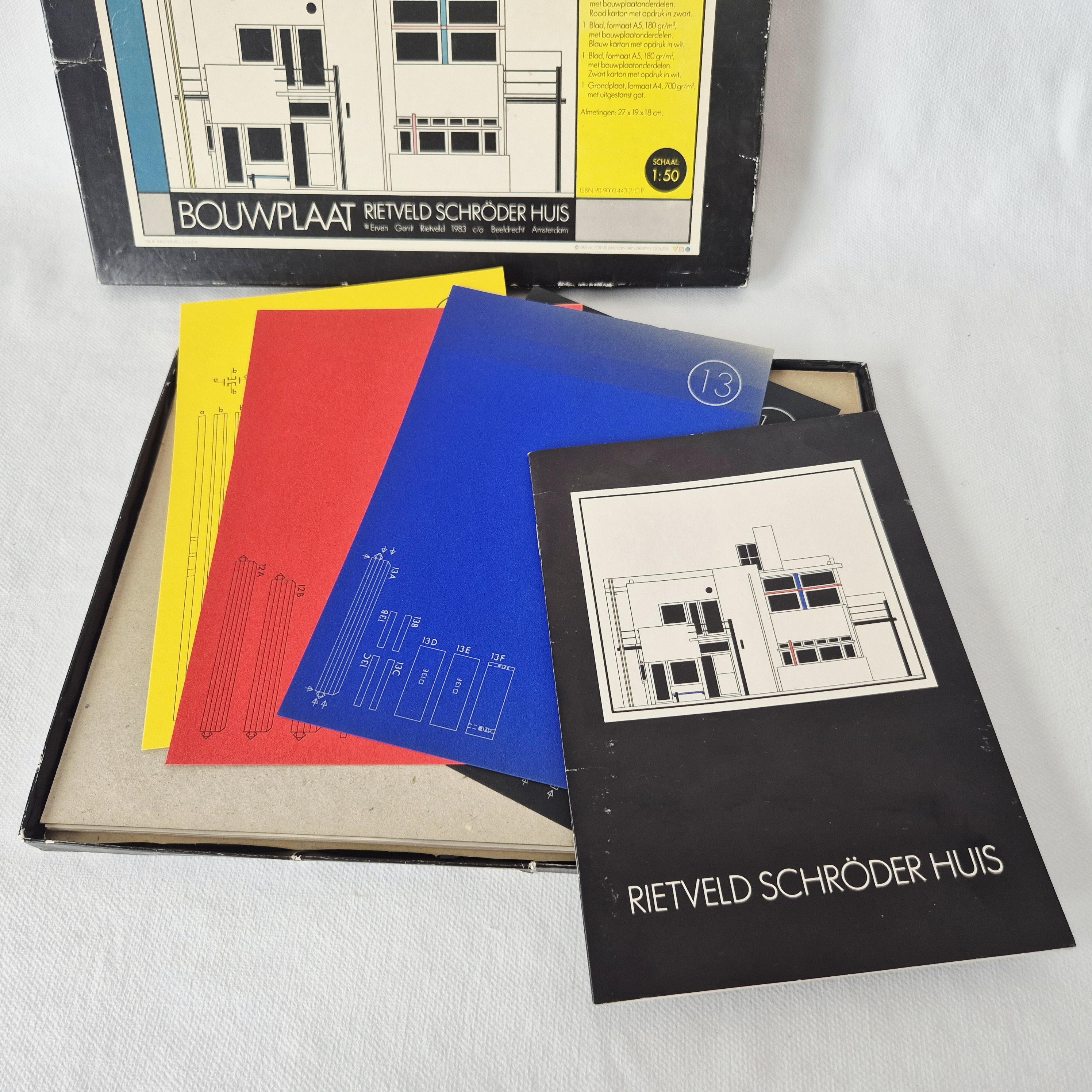 Rietveld Schröderhuis bouwplaat | Vintage bouwplaat Gerrit Rietveld | 1983
