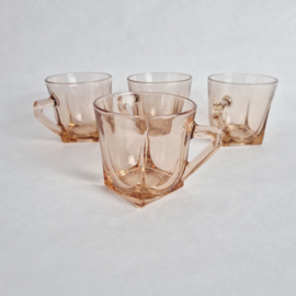 Set van 4 roze glazen mokken | Depression Glass