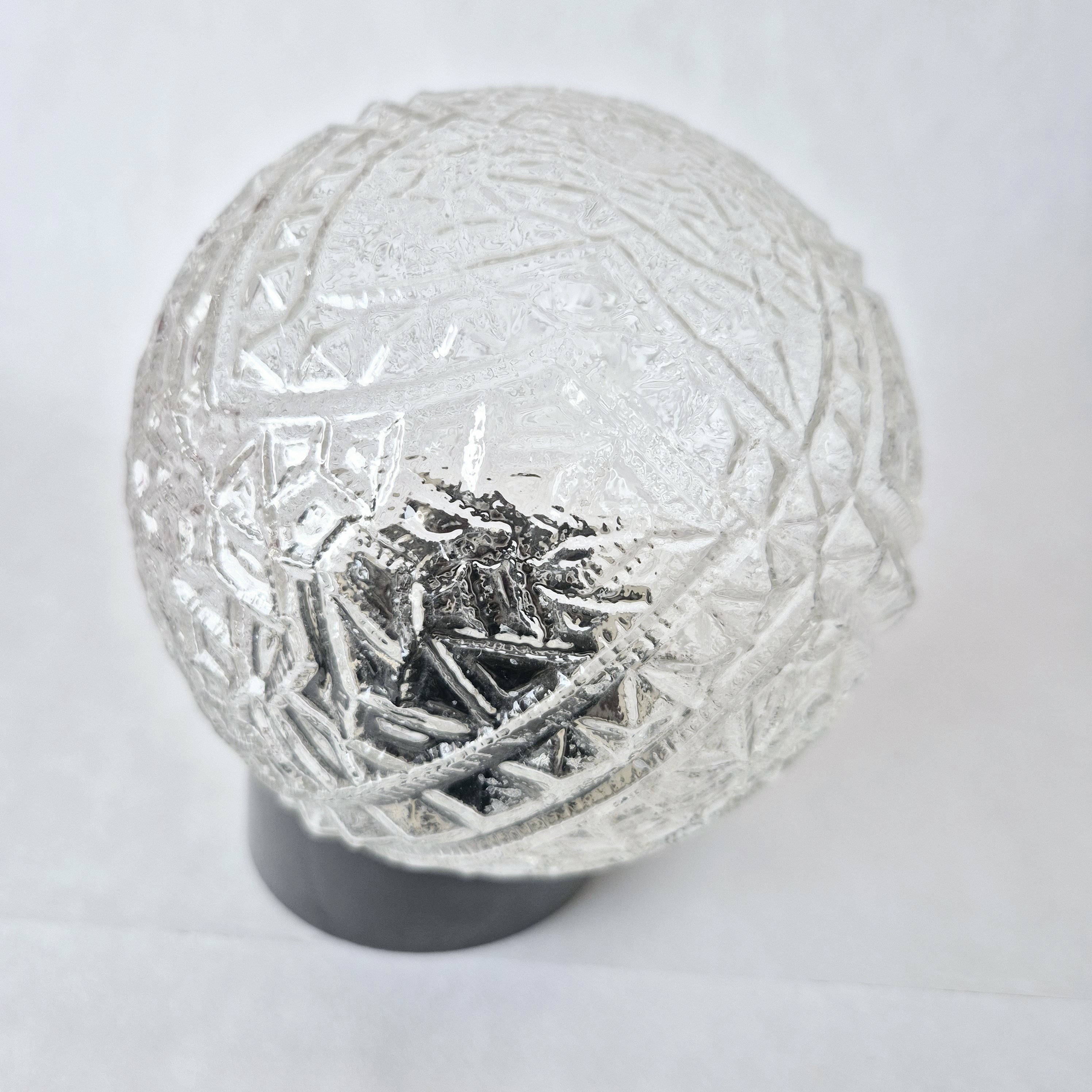 Bakelieten schuine schroefbolhouder met bewerkte of witte bol