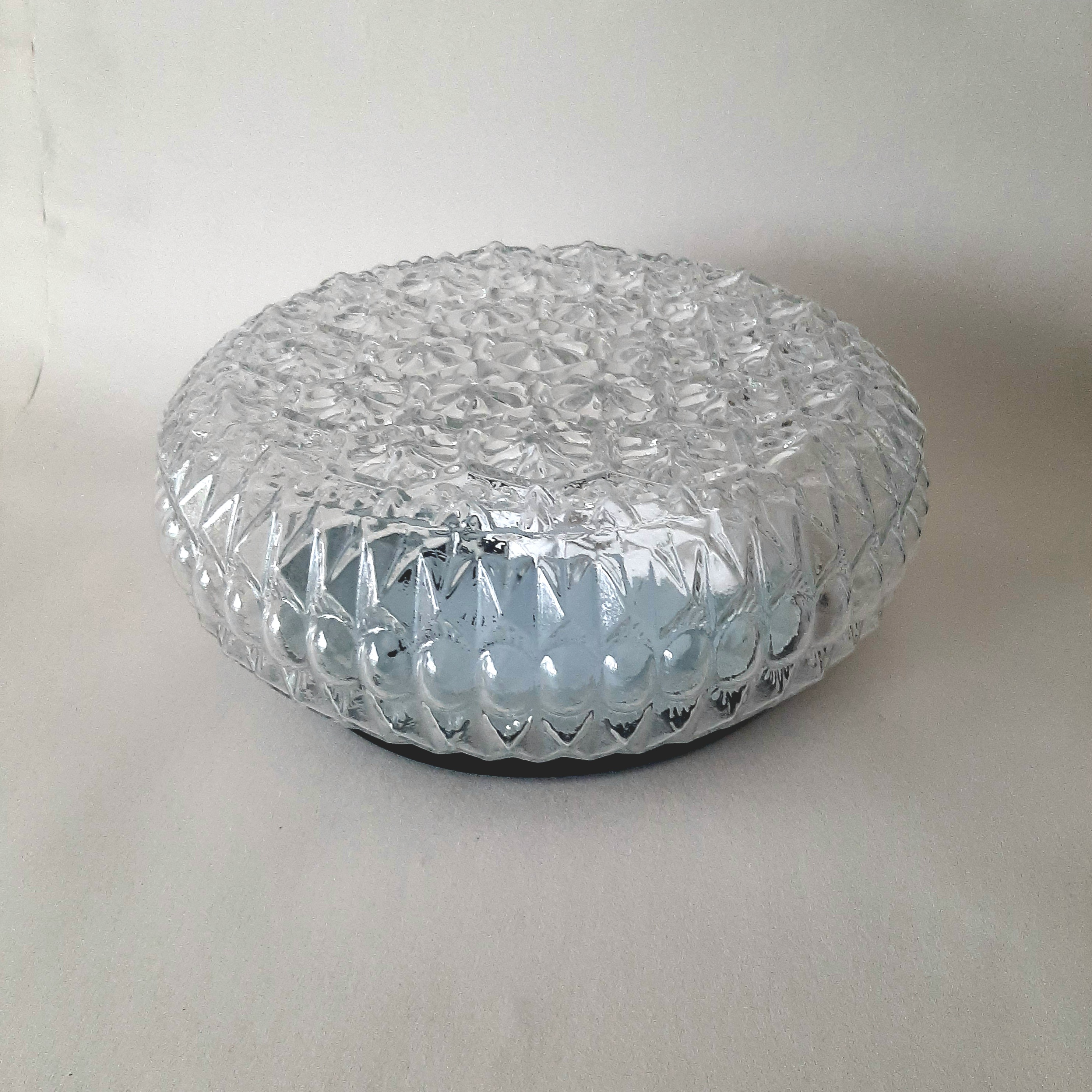 Grote jaren 60 glazen plafondlamp, Vintage plafonniere met bloemmotief