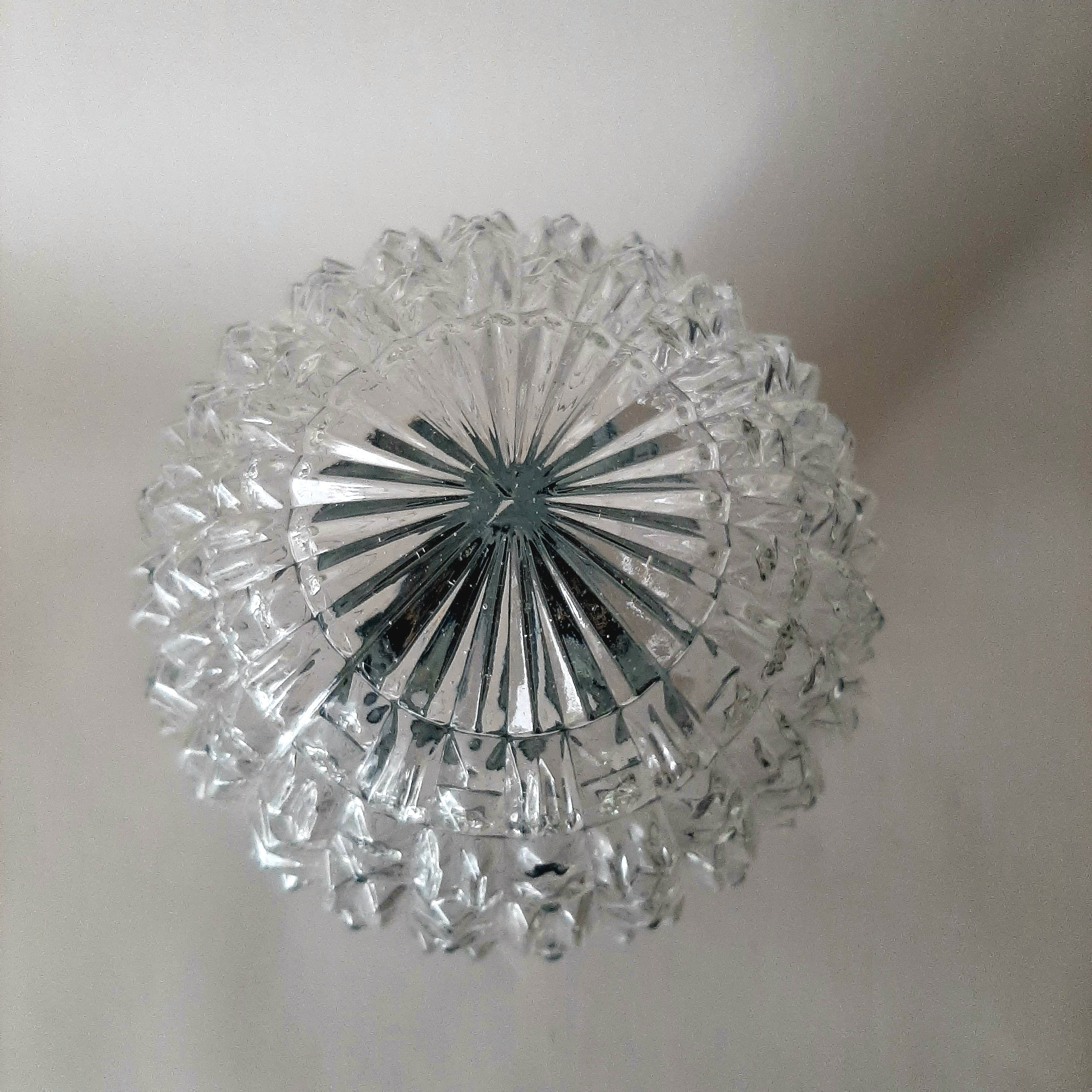 Jaren 60 plafondlamp | Schroefbol | Glazen bewerkte bol