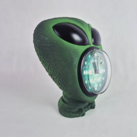 Alien klok | 'You are not alone'