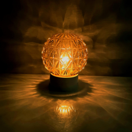 Vintage gele plafondlamp met geometrisch patroon | Jaren 60 plafondlamp met bakelieten houder