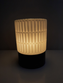 Jaren 60 plafondlamp | Schroefbol | Glazen bewerkte bol | Erco | Bakeliet