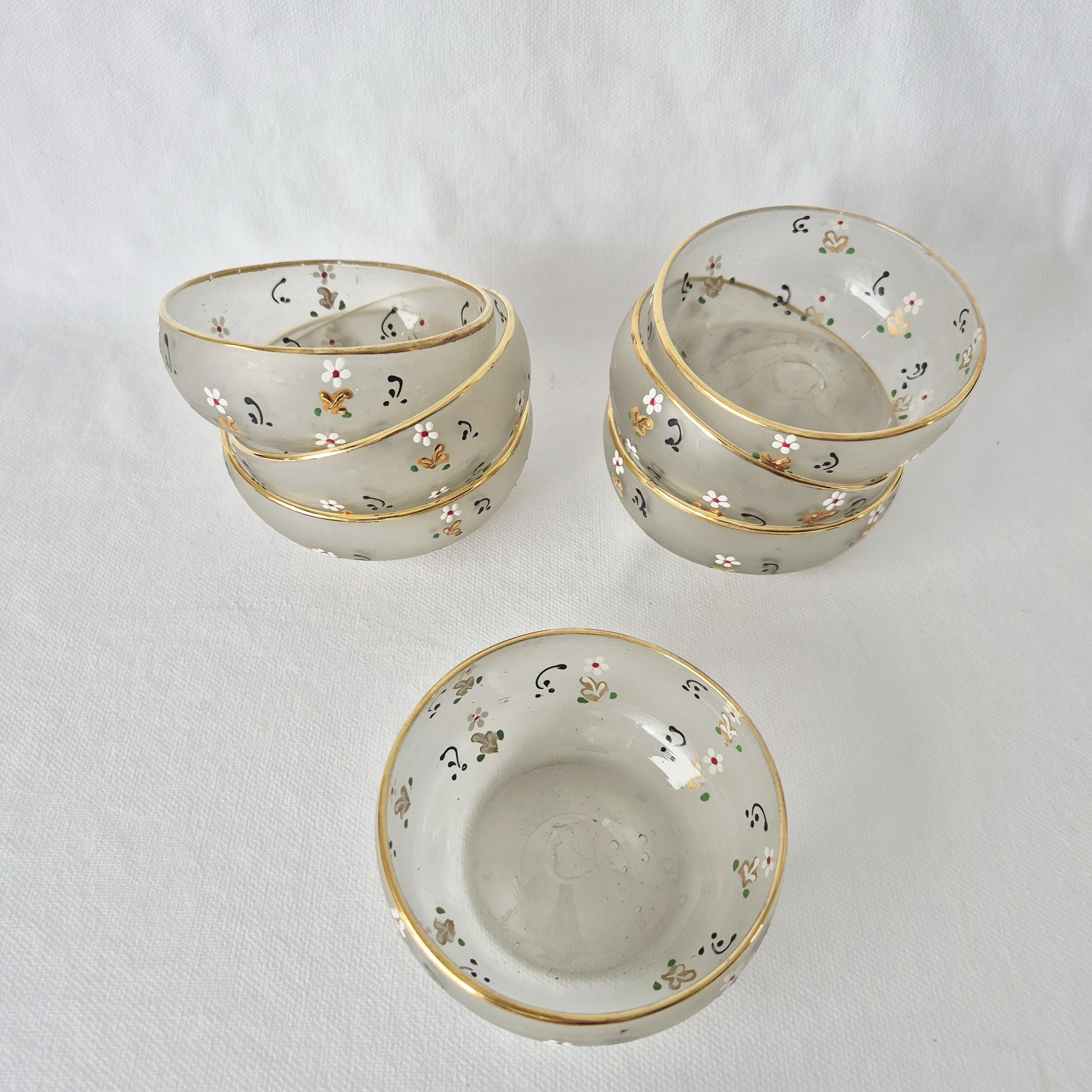 Set vintage glazen kommetjes | Set stijlvolle schaaltjes