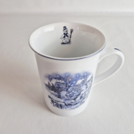 Vintage kerstmokken van ARKO in wit met blauw