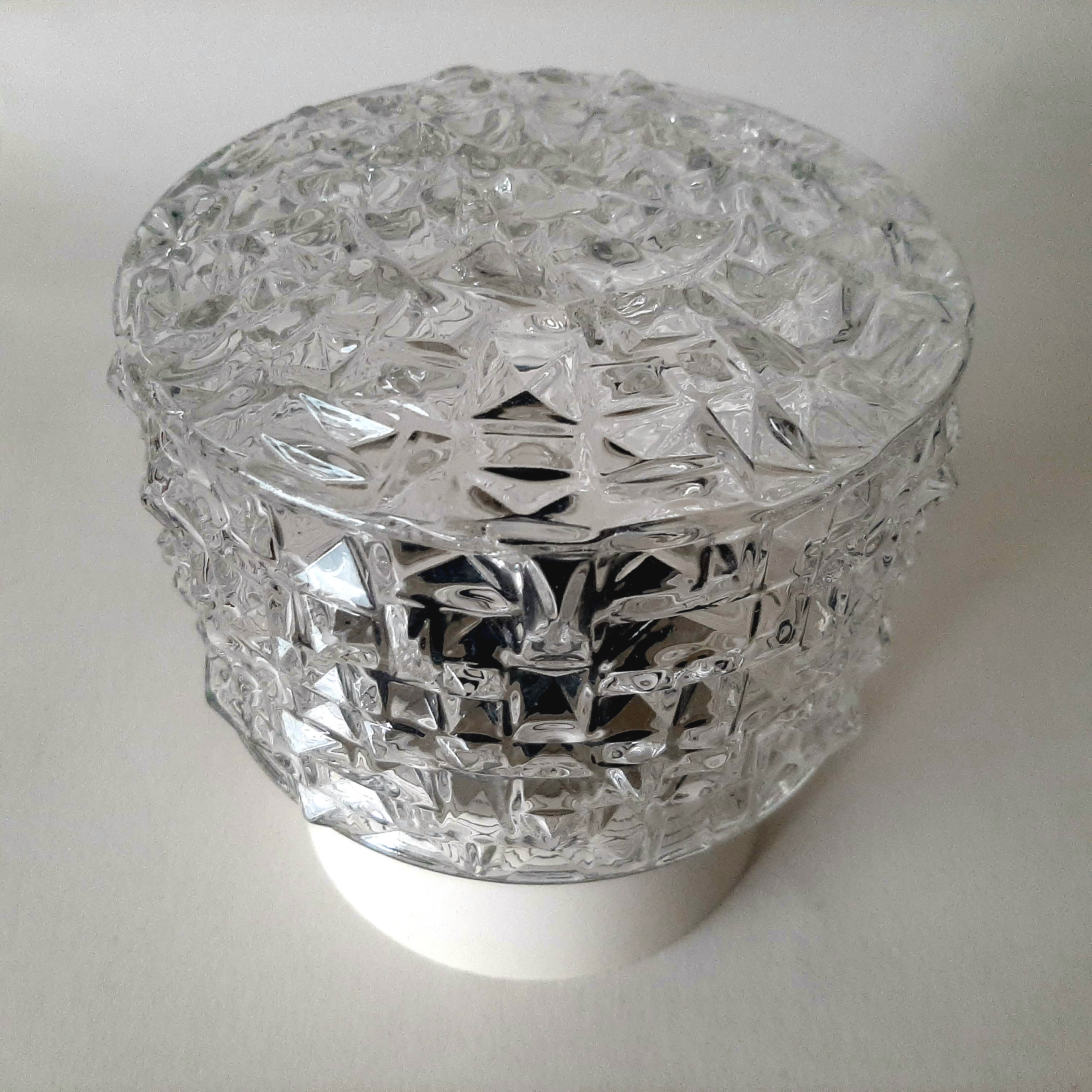 Vintage plafonniere | Jaren 60 plafondlamp | Schroefbol 'Kristal' bakeliet