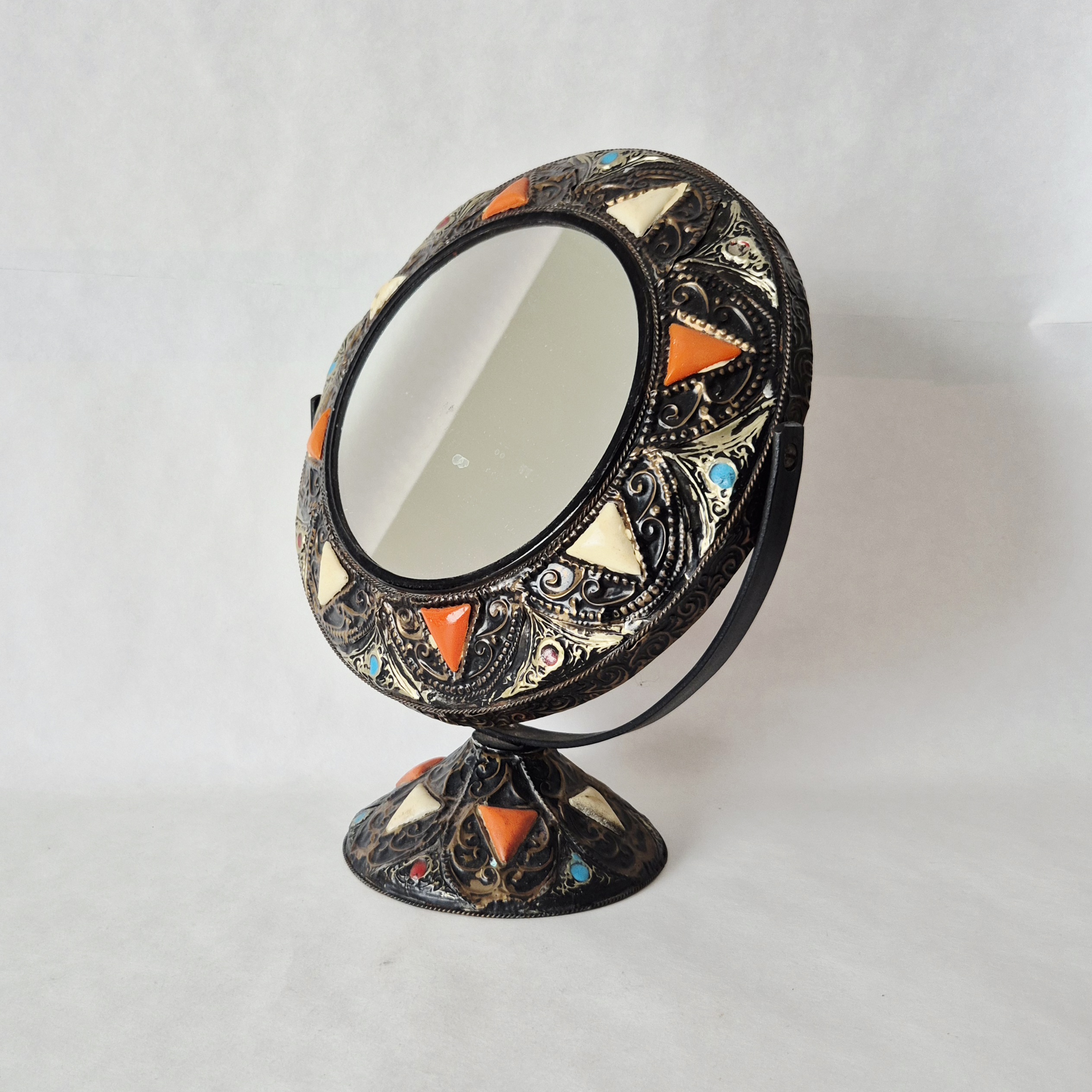 Marokkaanse make-up spiegel | Tafel spiegel | Spiegel met been inleg | Berbers patroon