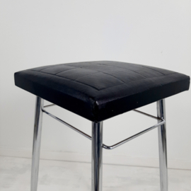Vintage jaren 70 kruk zwart skai met chroom