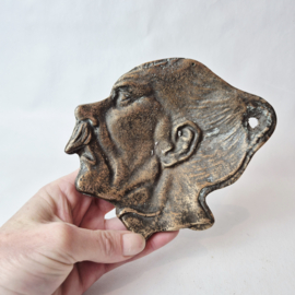 Vintage metalen schaaltje in de vorm van een gezicht