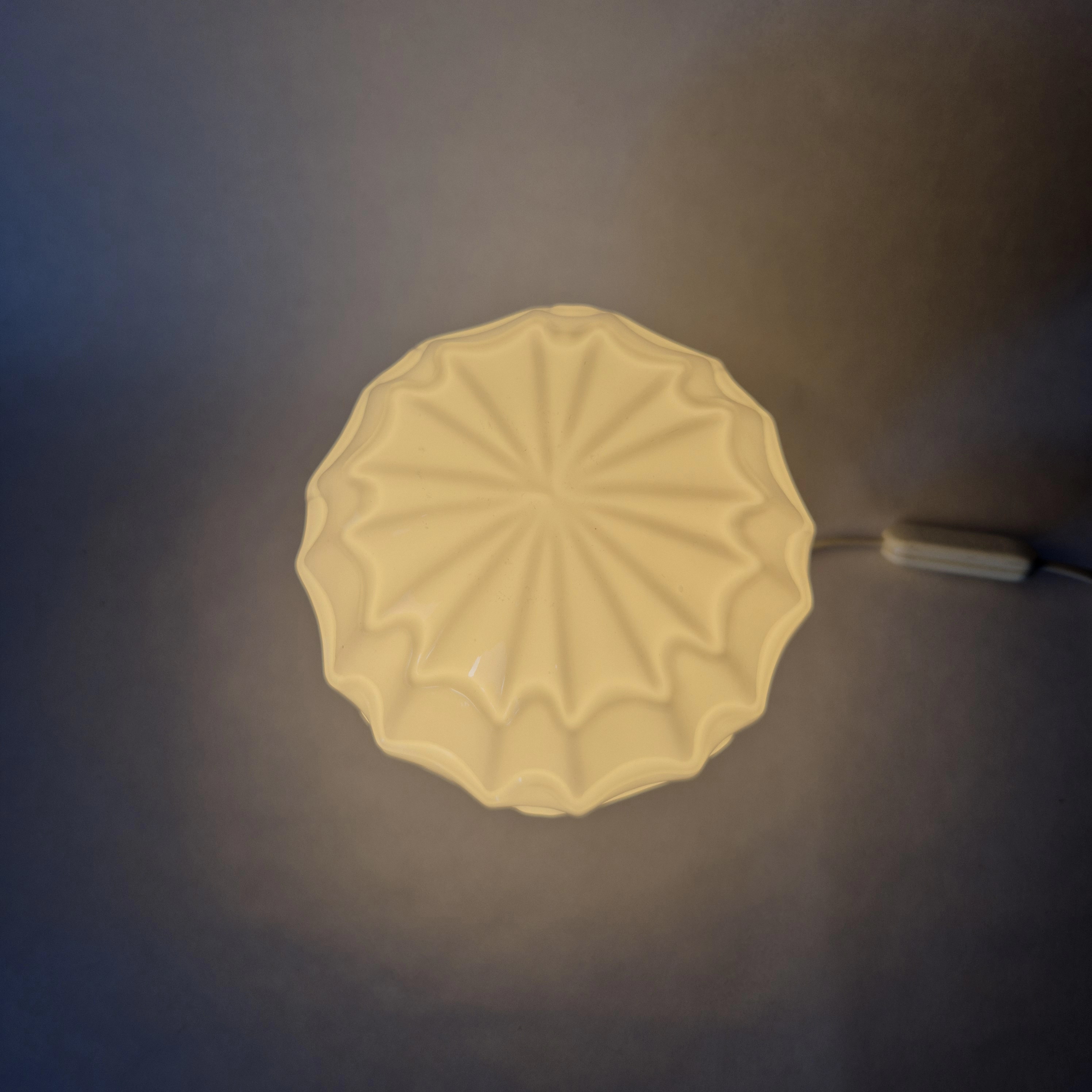 Thabur Art Deco plafondlamp wit | Witte Art Deco plafonniere schroefbol