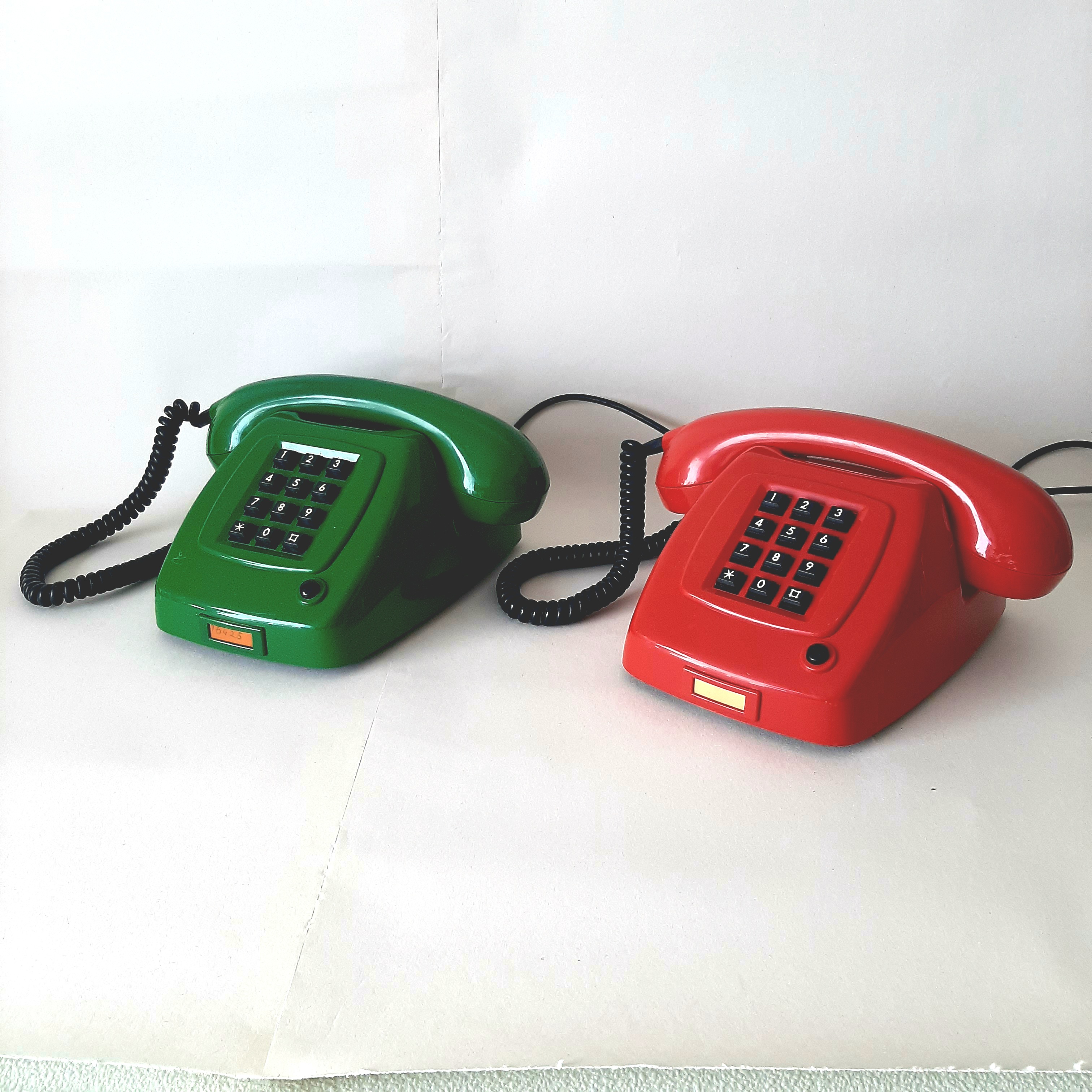 Vintage PTT telefoon | De Luxe Robijn | Jaren 70 telefoon