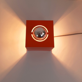 Vintage wandlamp van Philips | Jaren 70 kubus lamp | Oranje