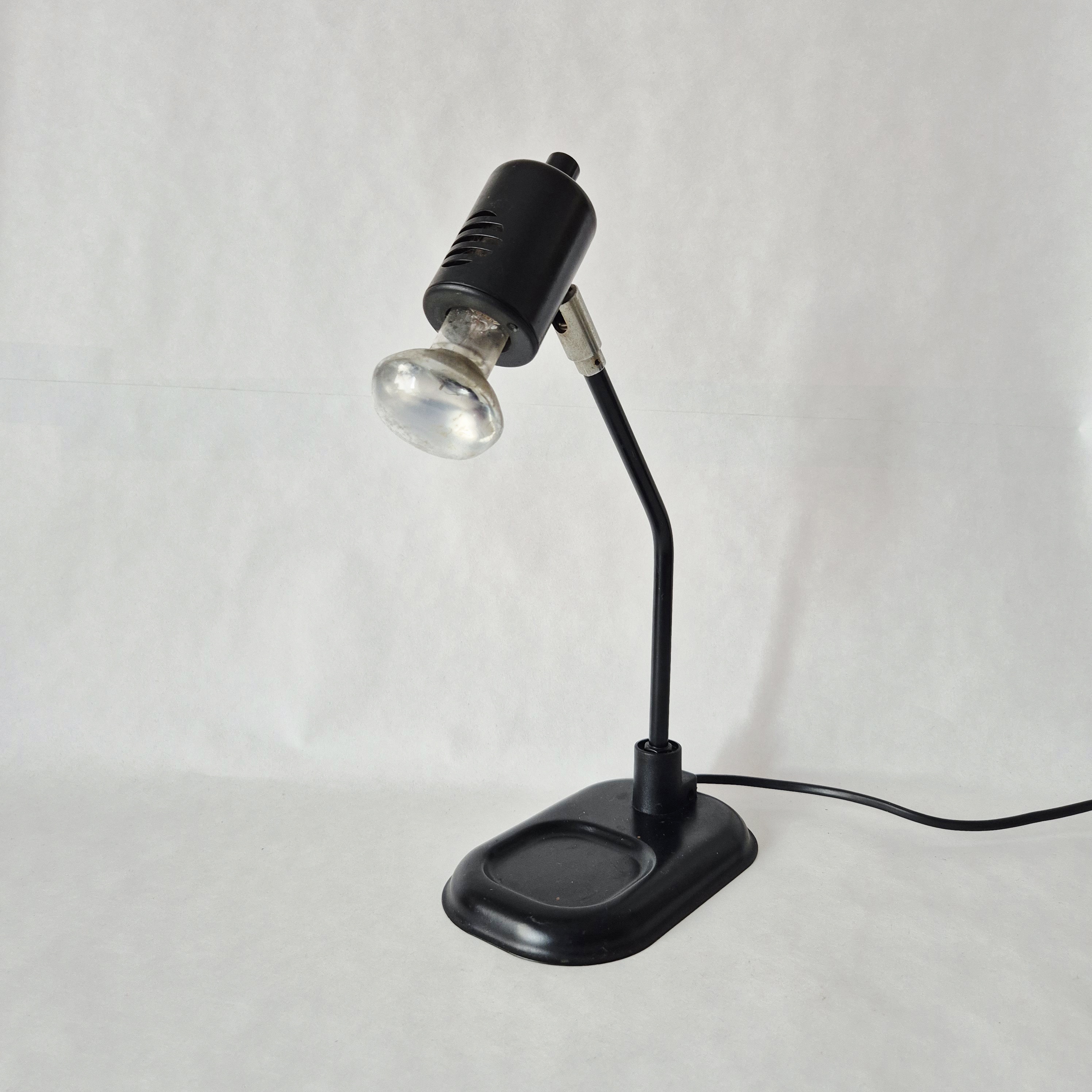 Klareco Design bureaulamp | Jaren 80  zwarte bureaulamp