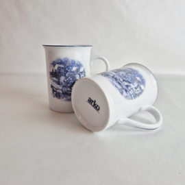 Vintage kerstmokken van ARKO in wit met blauw