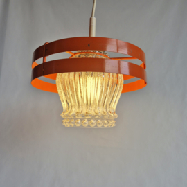 Vintage hanglamp jaren 70 oranje metaal en bewerkt glas