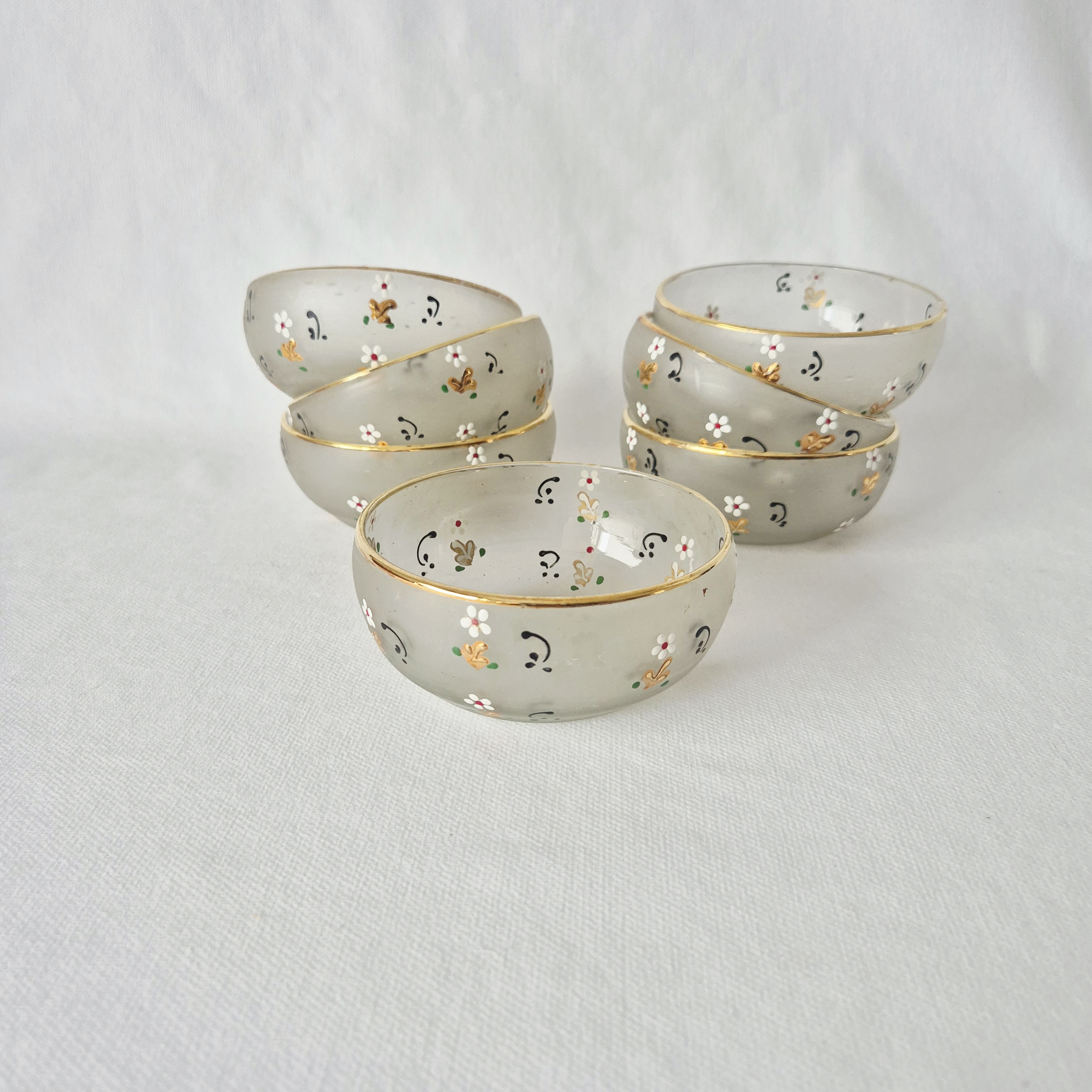 Set vintage glazen kommetjes | Set stijlvolle schaaltjes