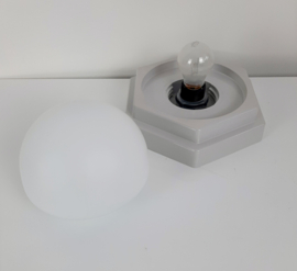 Prachtige vintage design plafondlamp Herda, jaren 80 plafonniere