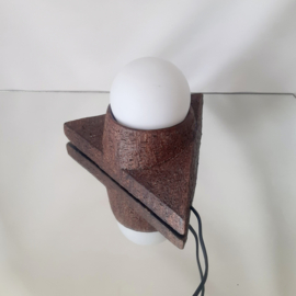 Brutalist wand- of tafellamp | Wandlamp driehoek | Keramische tafellamp