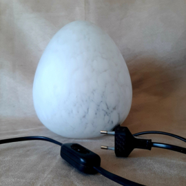Tafellamp W.L.P. in eivorm | Vintage glazen lamp uit de jaren 80