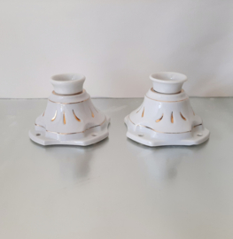 Plafondlamp porselein | plafondlamp uit de jaren 30/40 | Porselein met gouden plafondlamp in roccocostijl
