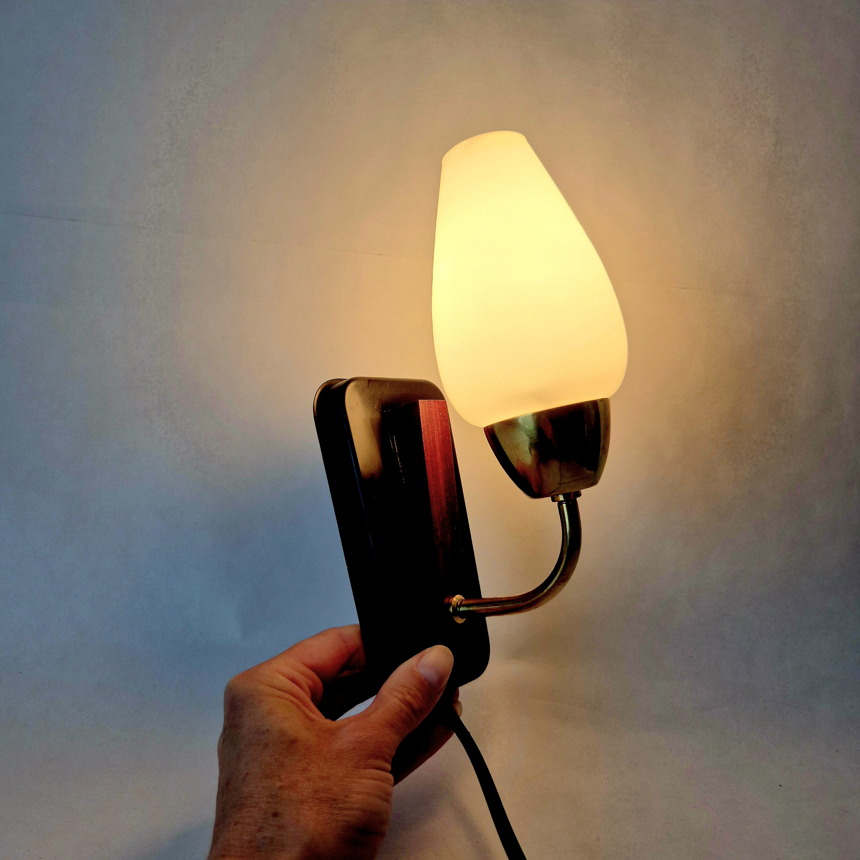 Wandlamp metaal zwart | Jaren 60 wandlampje
