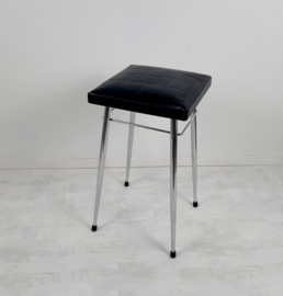 Vintage jaren 70 kruk zwart skai met chroom