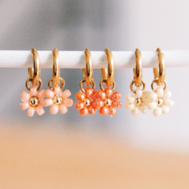 RVS creolen met 'Daisy Flower' - Creme/ Goud