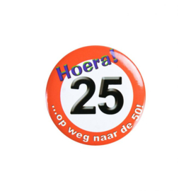 Button ''Hoera 25 jaar'' (Klein)